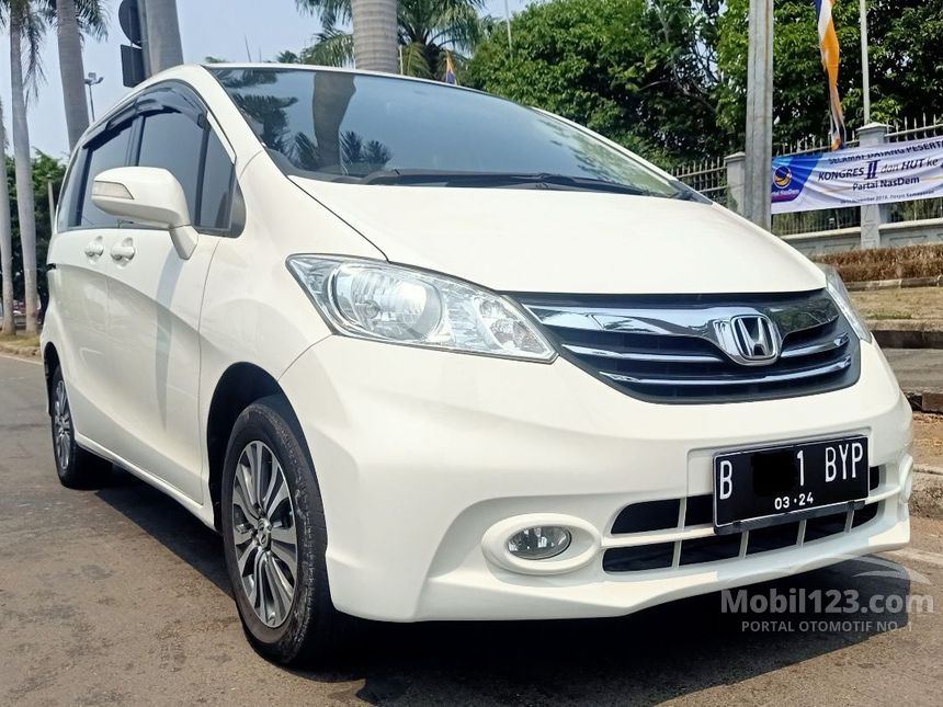 Honda freed 2013