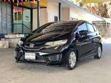 2015 Honda JAZZ 1.5 (ปี 14-22) V+ Hatchback