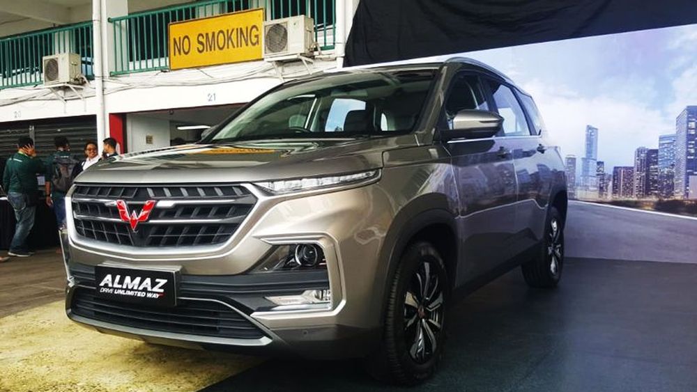 Spesifikasi Wuling  Almaz  Bikin Merinding Mobil  Baru 