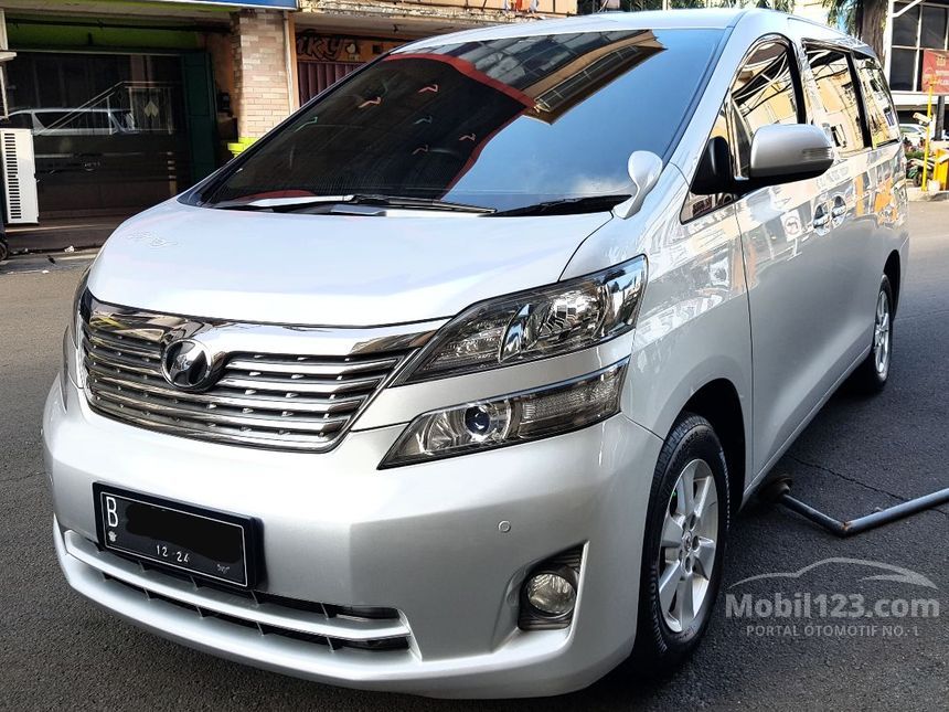 Toyota vellfire 2010