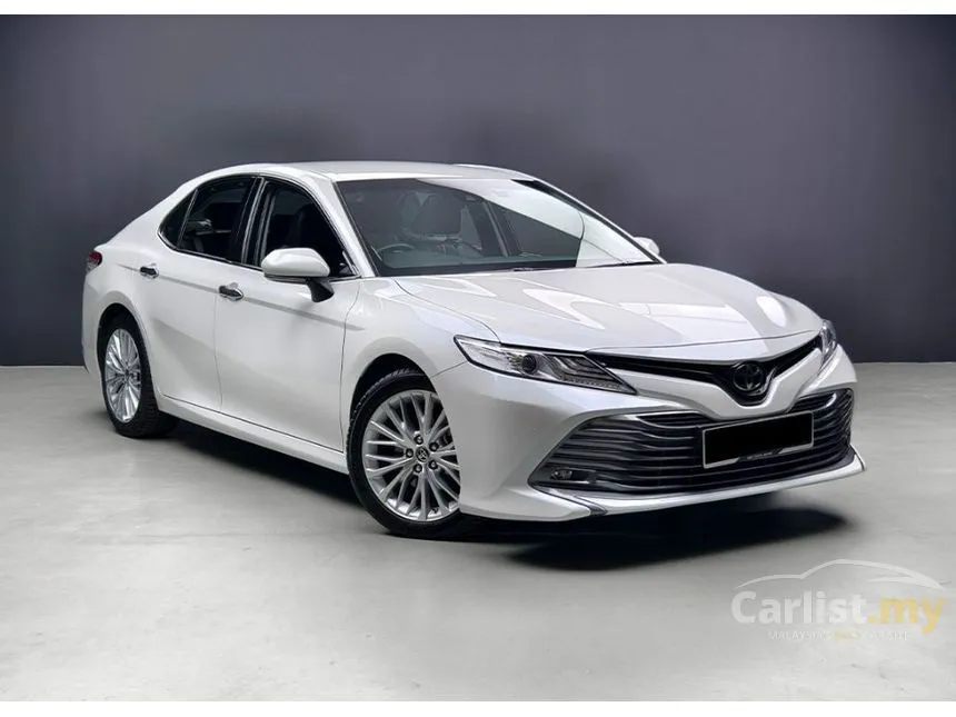 2020 Toyota Camry V Sedan