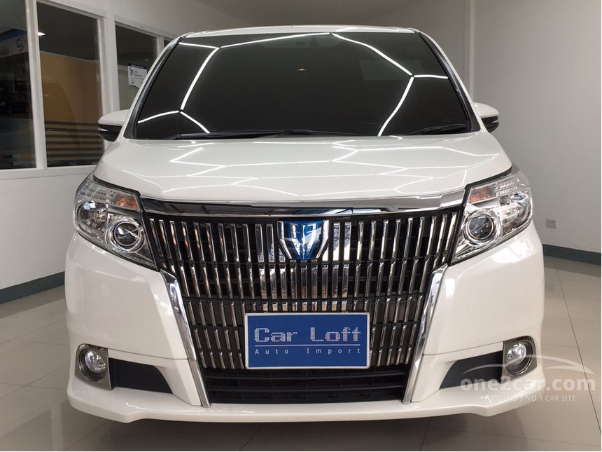 Toyota esquire 2015