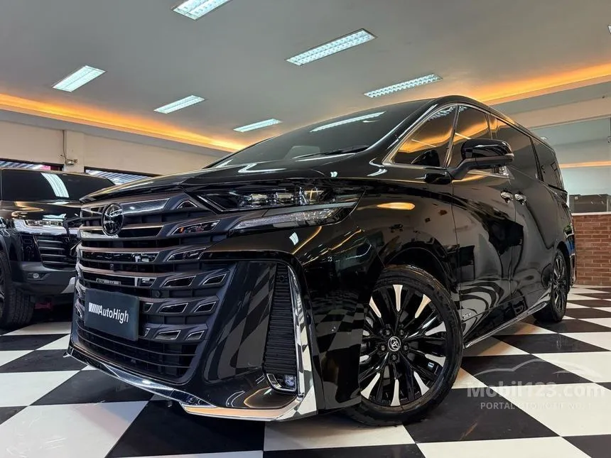 2024 Toyota Vellfire HEV VIP (Premium Color) MPV