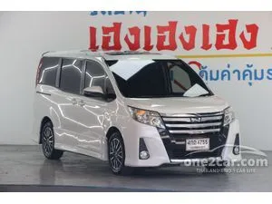 2015 Toyota NOAH 2.0 Si Wagon