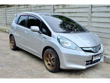2012 Honda Jazz 1.3 (ปี 08-14) Hybrid Hatchback AT