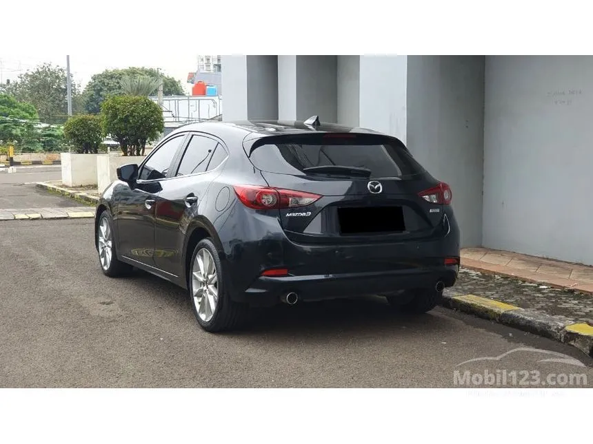 2018 Mazda 3 SKYACTIV-G Hatchback