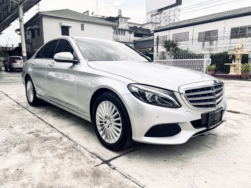 2015 Mercedes-Benz C180 Sedan