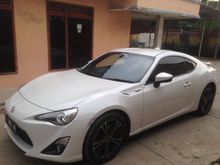 Dijual 2013 Toyota 86 2.0 V TRD Coupe