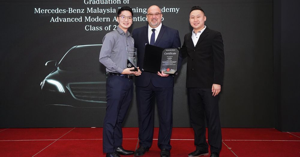 Mercedes Benz Malaysia Welcomes 30 New Apprentices Auto News Carlist My