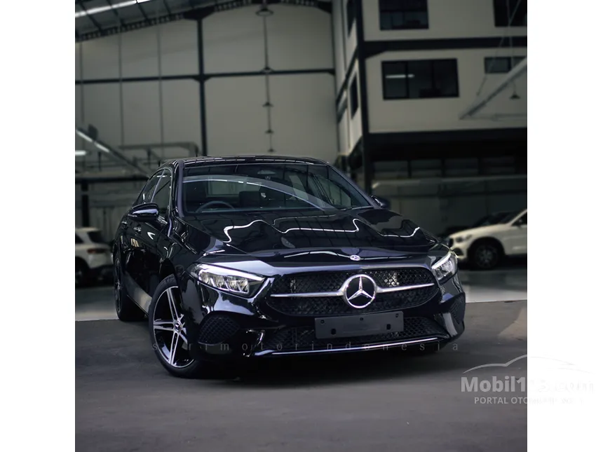 2025 Mercedes-Benz A200 Progressive Line Sedan