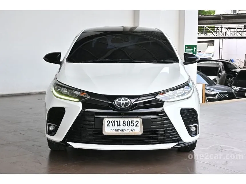 2022 Toyota Yaris Ativ Sport Premium Sedan