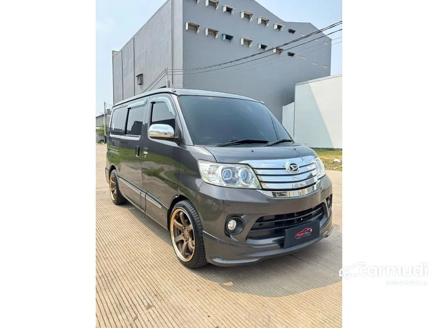 2019 Daihatsu Luxio X Van