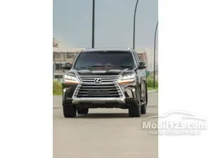 2016 Lexus LX 570 5.7 SUV