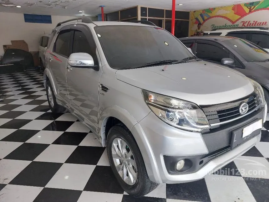 Jual Mobil Daihatsu Terios 2017 R 1.5 di Jawa Timur Automatic SUV Putih Rp 153.000.000