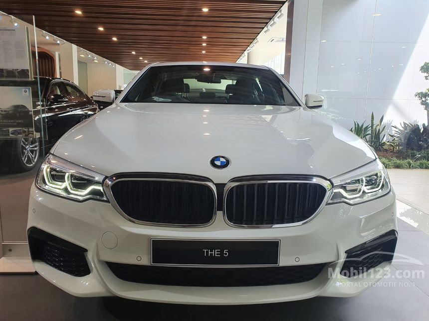 Jual Mobil BMW 530i 2019 M Sport 2.0 di Jawa Barat Automatic Sedan ...