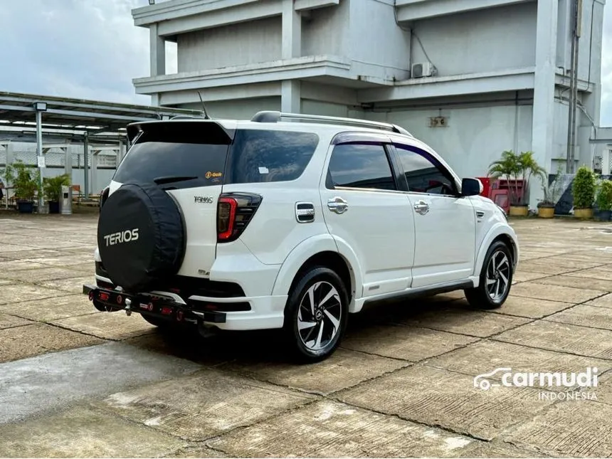 2016 Daihatsu Terios R Adventure SUV
