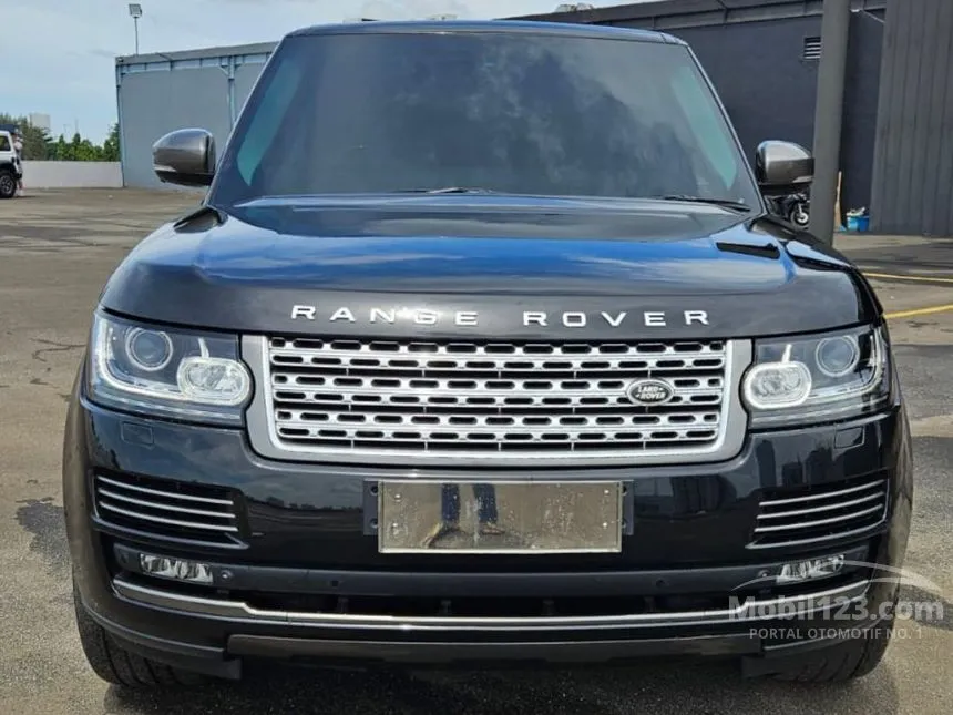 Jual Mobil Land Rover Range Rover 2024 P530 Autobiography 4.4 di DKI Jakarta Automatic SUV Hitam Rp 1.375.000.000