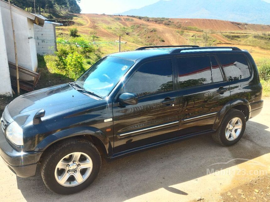 Jual Mobil Suzuki Grand Escudo 2005 XL-7 2.5 di Jawa Barat Jual Mobil Suzuki Grand Escudo 2005 XL-7 2.5 di Jawa Barat