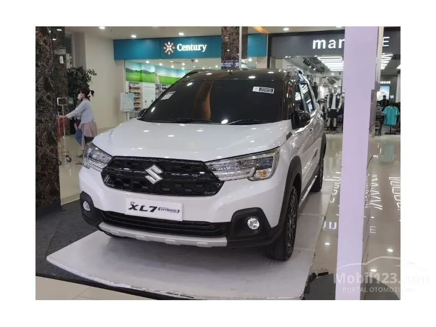 Jual Mobil Suzuki XL7 2024 ALPHA Hybrid 1.5 di Banten Automatic Wagon Putih Rp 286.100.000