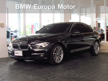 2017 BMW 330e 2.0 F30 (ปี 16-20) Sedan AT