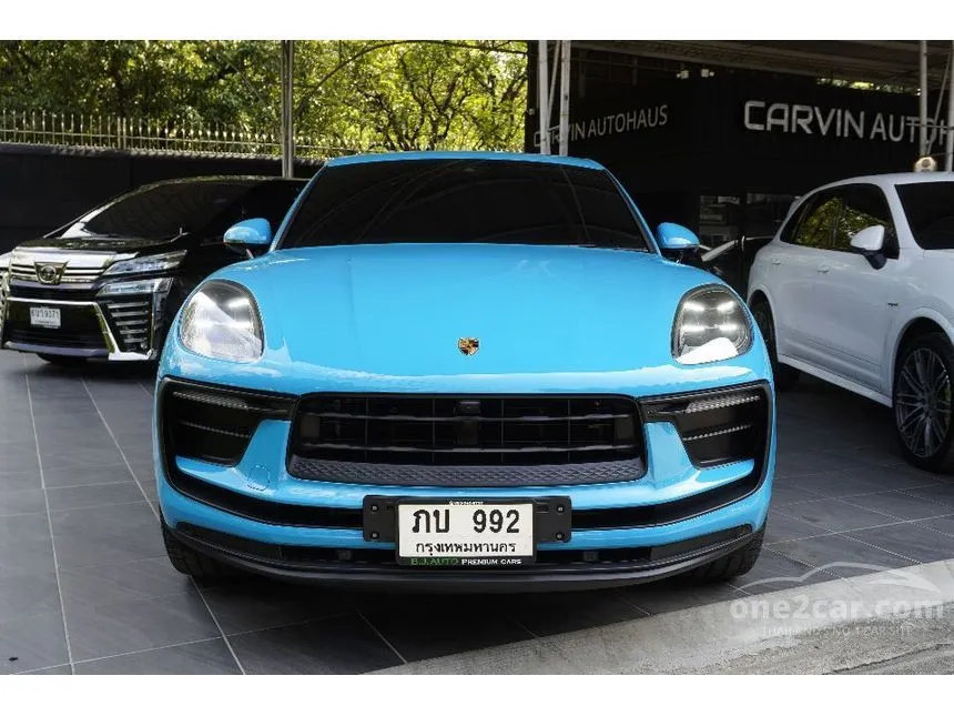 2024 Porsche MACAN SUV