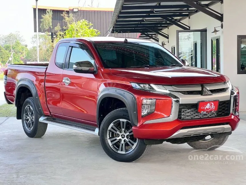 2020 Mitsubishi TRITON GLS Plus Mega Cab Pickup