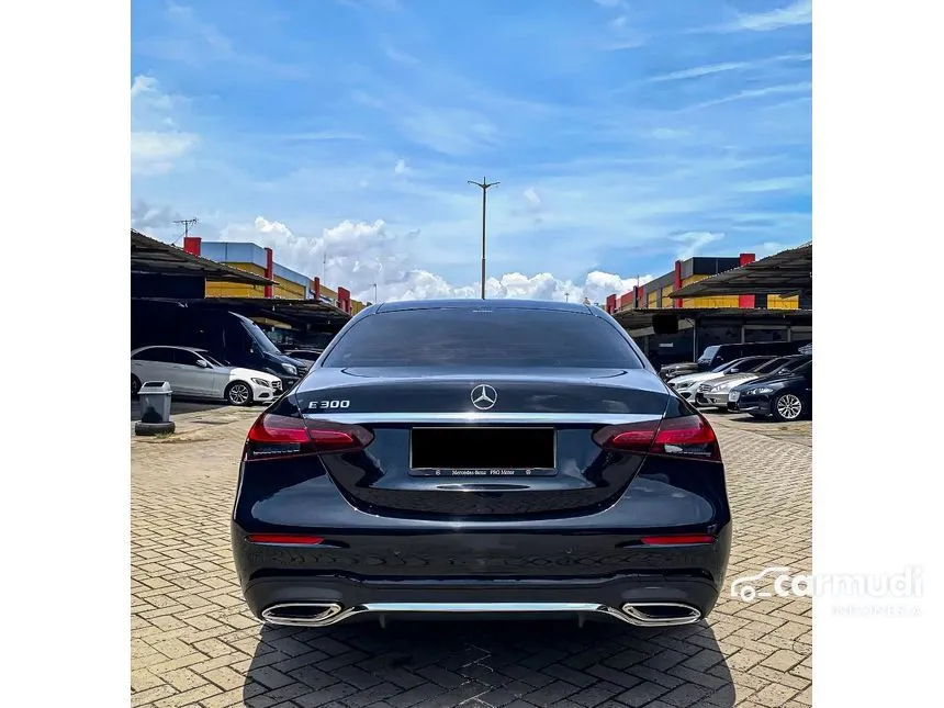 2022 Mercedes-Benz E300 AMG Line Sedan