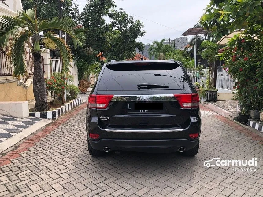 2011 Jeep Grand Cherokee Overland SUV