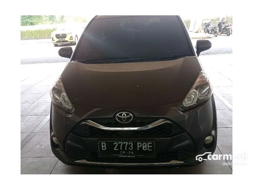 2021 Toyota Sienta V MPV