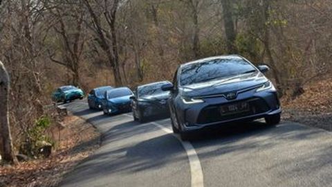 Toyota Indonesia Jual Nyaris 5 Ribu Mobil Hybrid & Mobil Listrik Sejak 2009