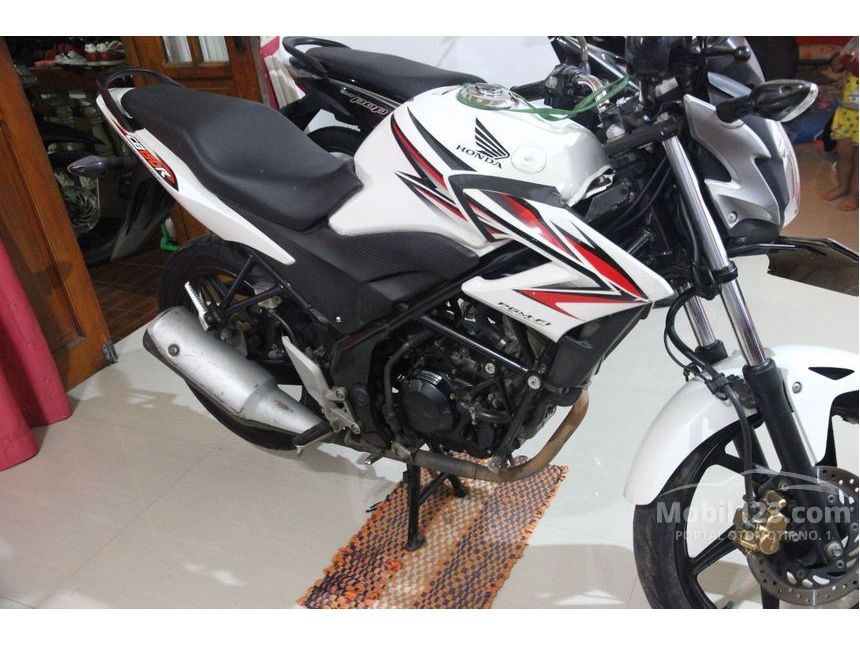 Jual Motor  Honda CB  2013 0 2 di DKI Jakarta  Manual Putih 
