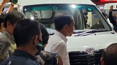 Susah Beli Mobil Esemka, Warga Solo Ini Gugat Jokowi Rp300 Juta