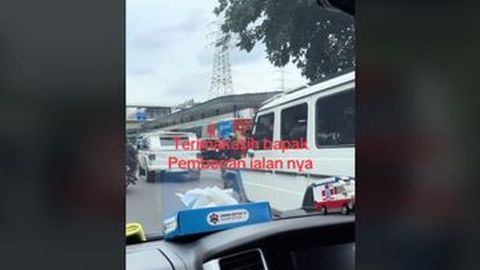 Video Rombongan RI 1 Kasih Jalan Ambulans Viral, Dapat Pujian Warganet