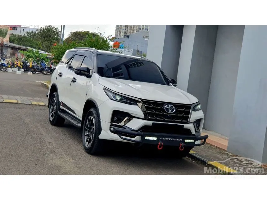 2022 Toyota Fortuner GR Sport 4X2 SUV