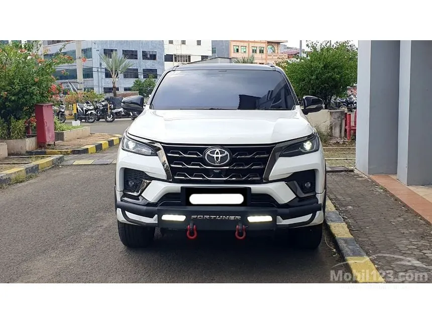 2022 Toyota Fortuner GR Sport 4X2 SUV