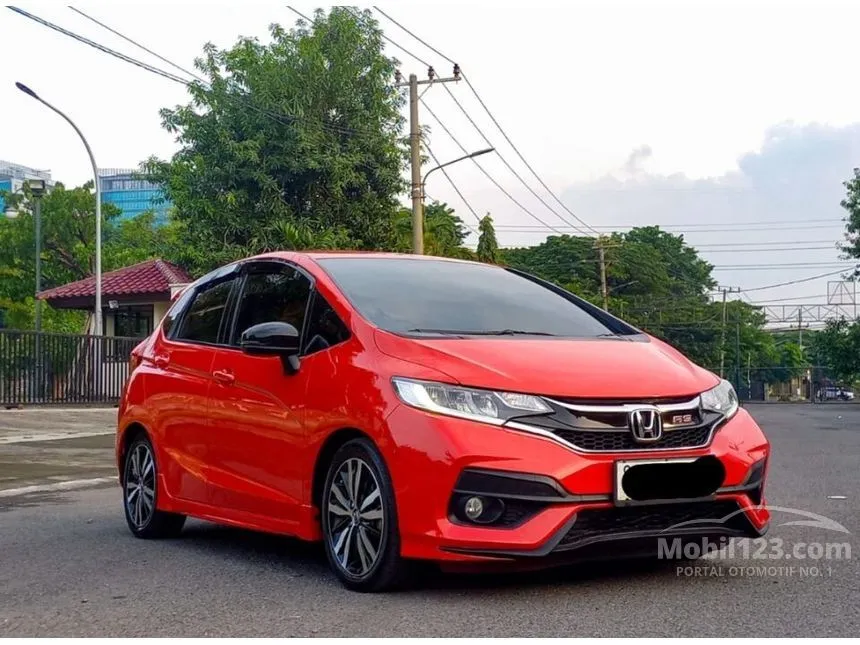 Jual Mobil Honda Jazz 2019 RS 1.5 di Jawa Timur Automatic Hatchback Merah Rp 240.000.007