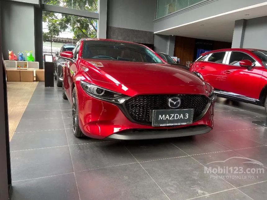 Jual Mobil Mazda 3 2024 SKYACTIV