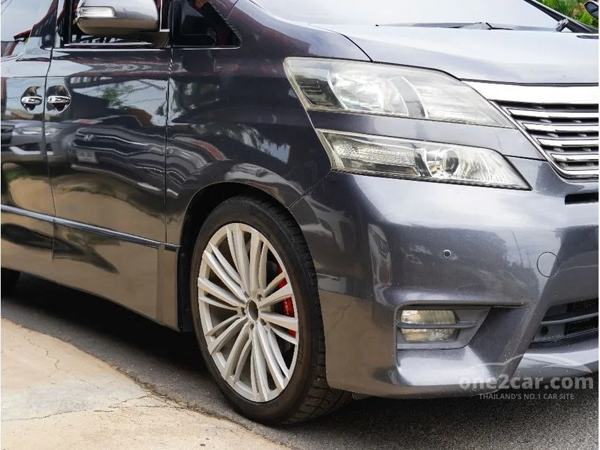 2009 Toyota VELLFIRE V Van