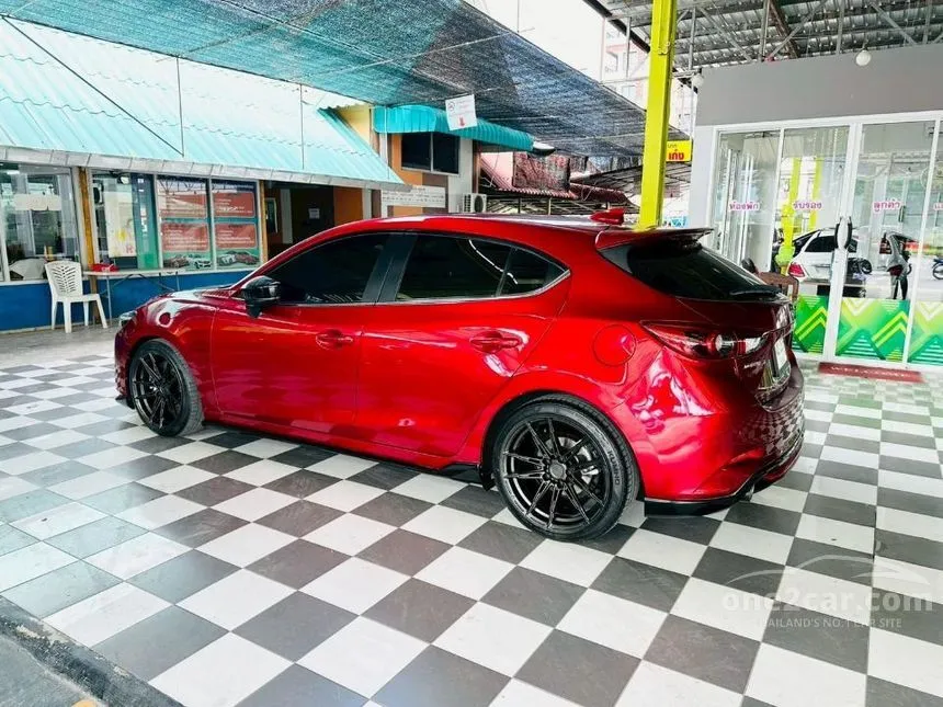 2019 Mazda 3 S Sports Hatchback