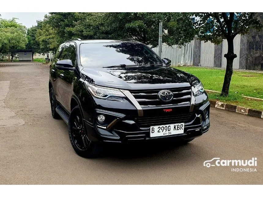 2020 Toyota Fortuner VRZ TRD 4X2 SUV