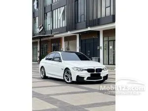 2012 BMW 328i 2.0 Sport Sedan