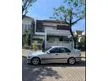 Jual Mobil BMW 320i 1995 2.0 Manual 2.0 di Jawa Timur Manual Sedan Silver Rp 78.000.000