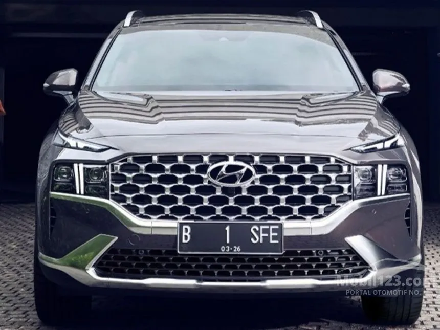 Jual Mobil Hyundai Santa Fe 2024 CRDi Signature 2.2 di DKI Jakarta Automatic SUV Hitam Rp 759.000.000