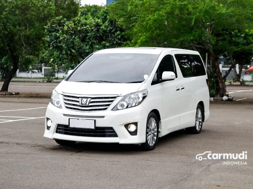 2014 Toyota Alphard SC MPV