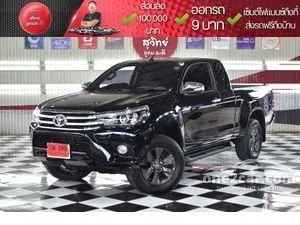 2017 Toyota HILUX REVO 2.4 G Prerunner Smart Cab Pickup
