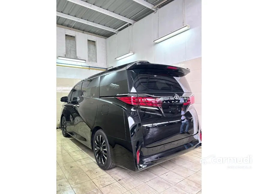 2024 Toyota Alphard G MPV