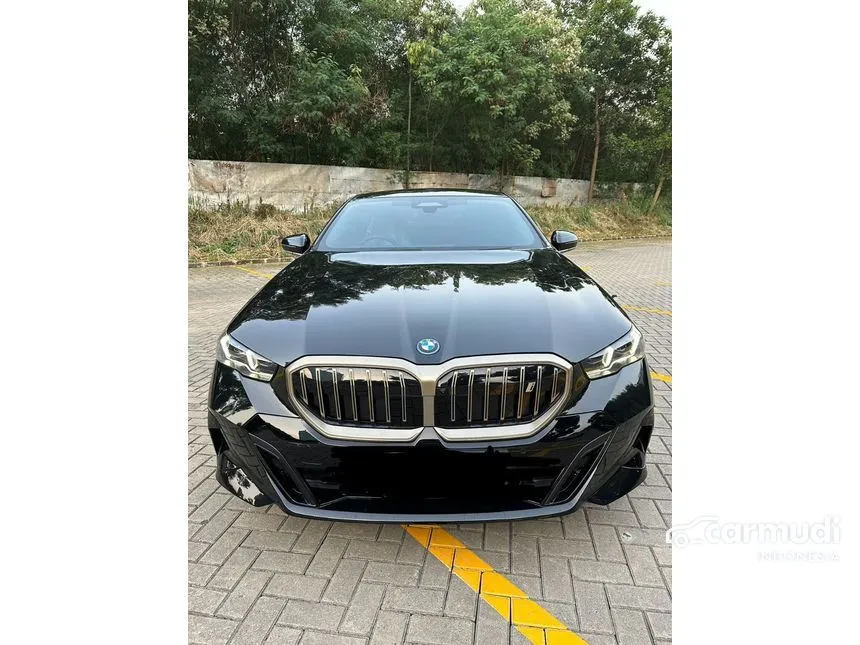 2024 BMW i5 eDrive40 M Sport Sedan