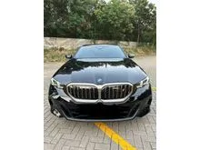 2024 BMW i5 0.0 eDrive40 M Sport Sedan Langsung NAMA, Belum Ada STNK , Spt MOBIL BARU  Looks NEW Feels NEW