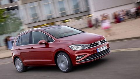 Frankfurt 2017: Volkswagen Golf Sportsvan Gets Extensive Equipment Update