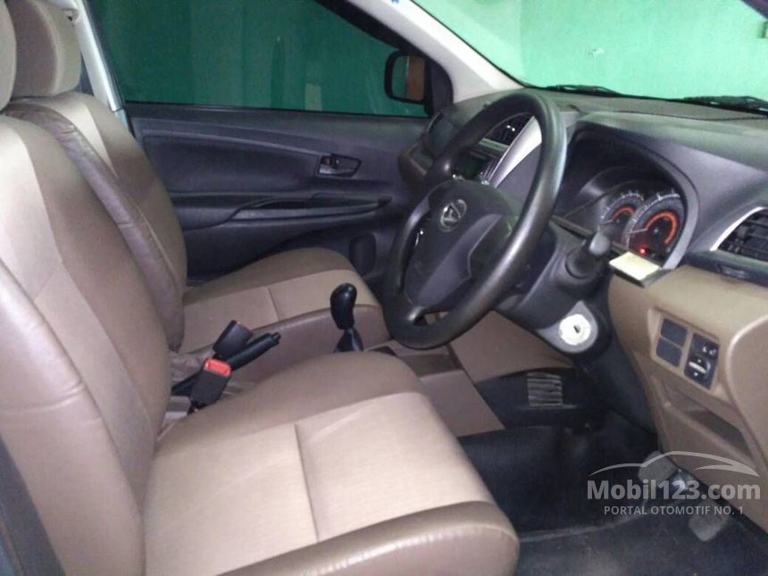 2015 Daihatsu Xenia 1.3 Manual MPV Minivans
